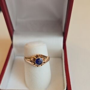 Edwardian-era YG Ring Featuring a Bezel Set Blue Sapphire, Gorgeous! Sz 5-1/2